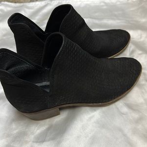 Lucky Brand - Size 8 Bootie - EUC